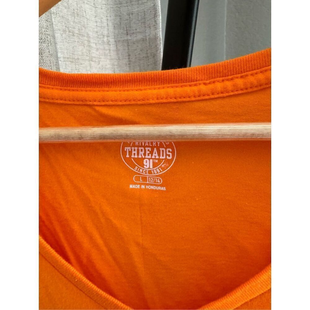 Rivalry Threads Tennessee Volunteers Women's T-shirt NWT Size Large - Picture 2 of 6